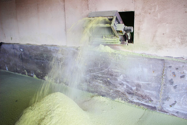 パウダー状に粉砕の画像